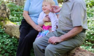 广场舞爷爷奶奶和我们 广场舞爷爷奶奶和我们