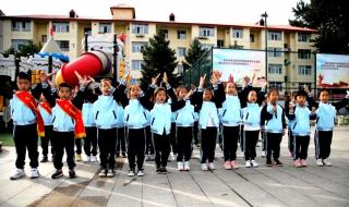 铸牢共同体中华一家亲 铸牢共同体中华一家亲